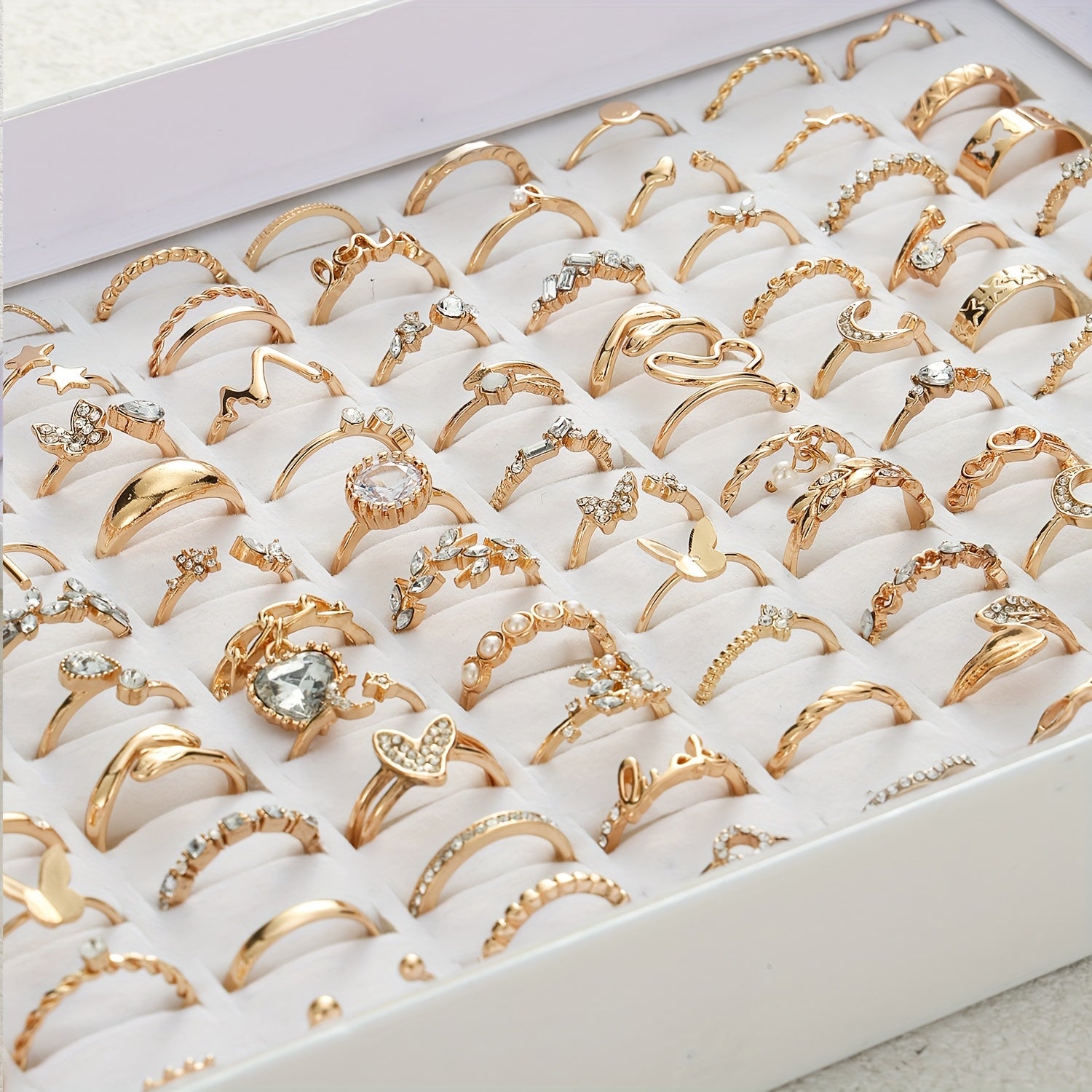 45pcs Set of Elegant and Fashionable Multi-Style Rhinestone Heart Butterfly Rings, Personalized and Luxurious, Open and Stackable Ring Set, Random Style, Without Box